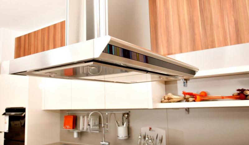 Quelle hotte pour l'installation de votre cuisine pr&egrave;s de Vannes ?